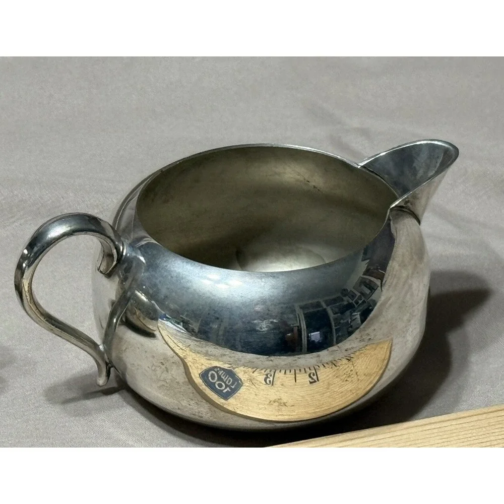 Silver Plated ‎ Sugar Bowl With Top And Creamer Vintage